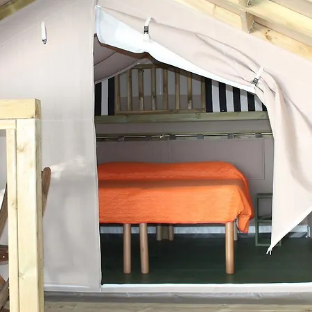 Parco Del Lago Glamping And Lodges Anguillara Sabazia Exterior photo