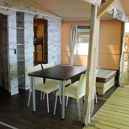 Parco Del Lago Glamping And Lodges Anguillara Sabazia Exterior photo