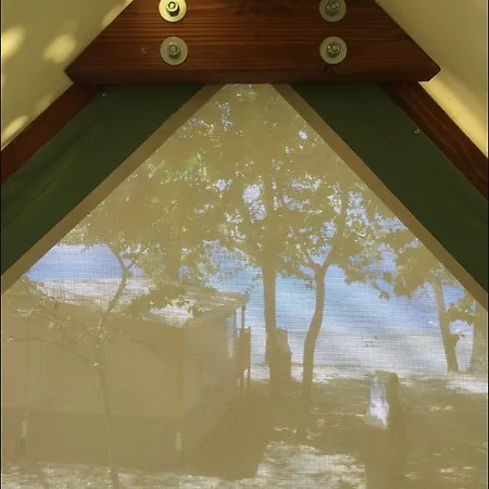 Parco Del Lago Glamping And Lodges Anguillara Sabazia Exterior photo