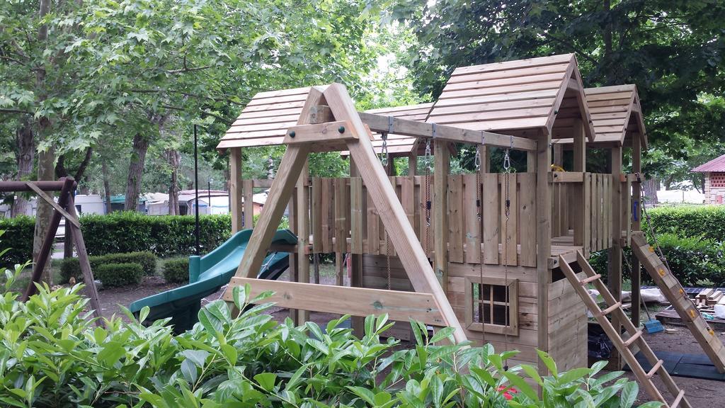 Parco Del Lago Glamping And